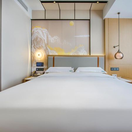 Yiwu Baide Theme Hotel Eksteriør billede